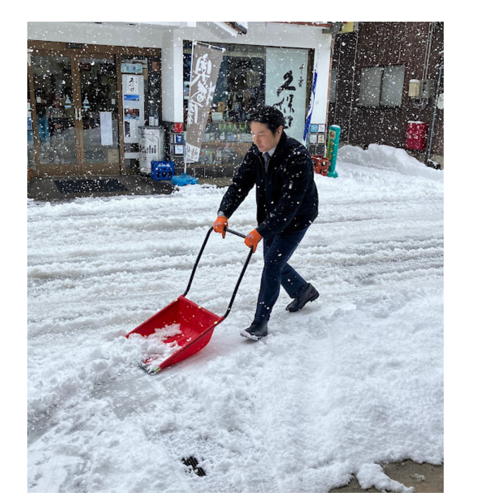 雪かき社長⛄